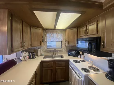227 E Cholla Ln, Florence, AZ 85132 photo 12