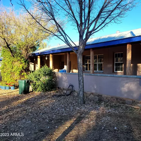 6577 S La Donna Ln, Hereford, AZ 85615