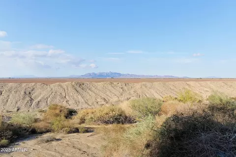 15658 Apache Loop, Ehrenberg, AZ 85334 photo 31