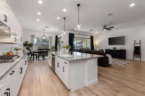 10161 E Supernova Dr, Mesa, AZ 85212 photo 13