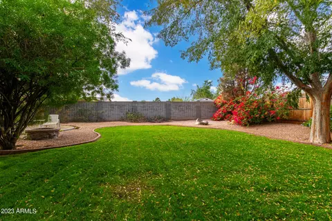 4102 E Ludlow Dr, Phoenix, AZ 85032 photo 12