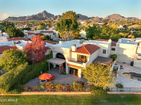 View/Area - 3111 E Vermont Ave, Phoenix, AZ 85016 photo 2 of 6