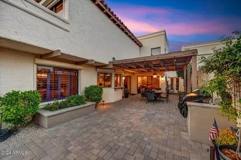 Exterior - 3111 E Vermont Ave, Phoenix, AZ 85016 photo 16 of 17