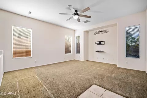 9802 S 26th Ln, Phoenix, AZ 85041 photo 12
