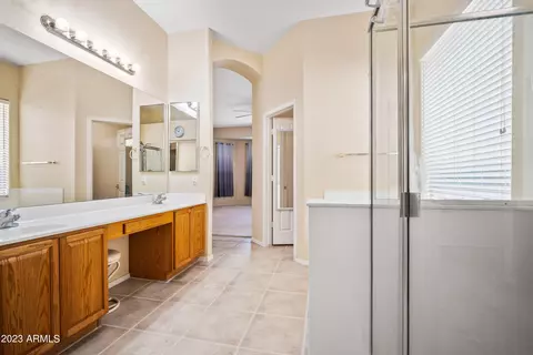 9802 S 26th Ln, Phoenix, AZ 85041 photo 16