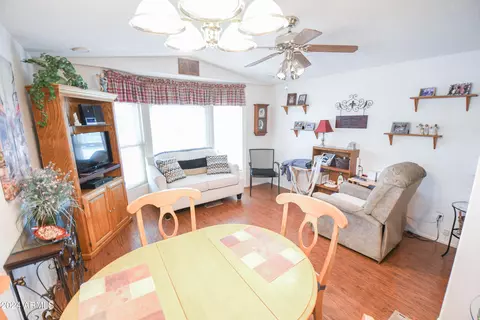 5735 E Mcdowell Rd #266, Mesa, AZ 85215 photo 4