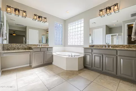 3821 E Matthew Dr, Phoenix, AZ 85050 photo 19