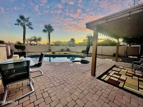 1283 W Glenmere Dr, Chandler, AZ 85224