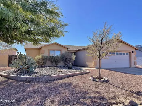 12411 W Carousel Dr, Arizona City, AZ 85123
