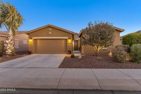 42925 W Darter Dr, Maricopa, AZ 85138
