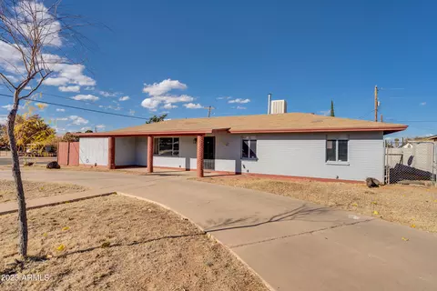 11 E Freihage Dr, Sierra Vista, AZ 85635