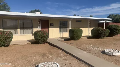 709 S 86th Pl, Mesa, AZ 85208 photo 2