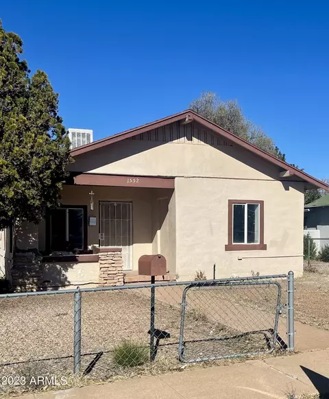 1552 E 11th St, Douglas, AZ 85607