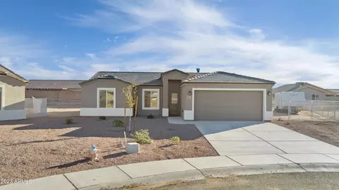 6664 W Rosario Ct, Golden Valley, AZ 86413