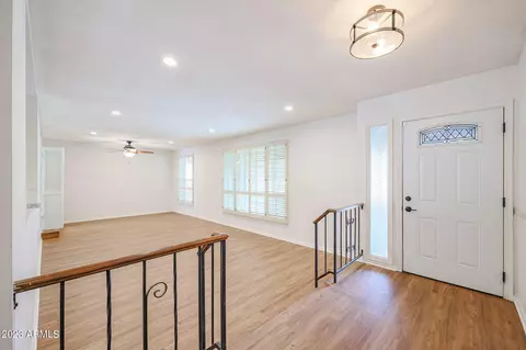 2201 E Shea Blvd E, Phoenix, AZ 85028 photo 2