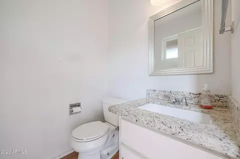 2201 E Shea Blvd E, Phoenix, AZ 85028 photo 14