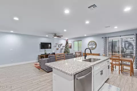 5010 S 23rd Ave, Phoenix, AZ 85041 photo 10