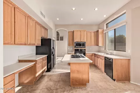 7529 E Tyndall Cir, Mesa, AZ 85207 photo 11