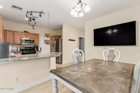 6629 W Johnson St, Phoenix, AZ 85043 photo 10