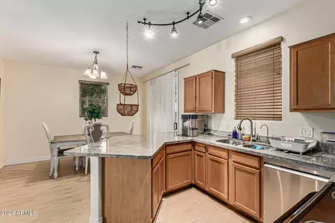 6629 W Johnson St, Phoenix, AZ 85043 photo 11