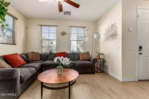6629 W Johnson St, Phoenix, AZ 85043 photo 8