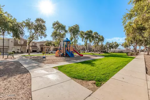 6629 W Johnson St, Phoenix, AZ 85043 photo 37