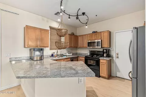 6629 W Johnson St, Phoenix, AZ 85043 photo 14