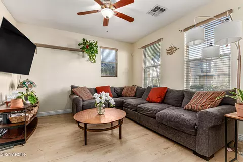 6629 W Johnson St, Phoenix, AZ 85043 photo 6