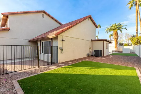1620 E Weathervane Ln, Tempe, AZ 85283 photo 31