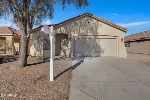 2672 W Silver Creek Ln, San Tan Valley, AZ 85142