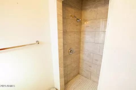 Bath - 618 N Sibyl Rd, Saint David, AZ 85630 photo 1 of 4