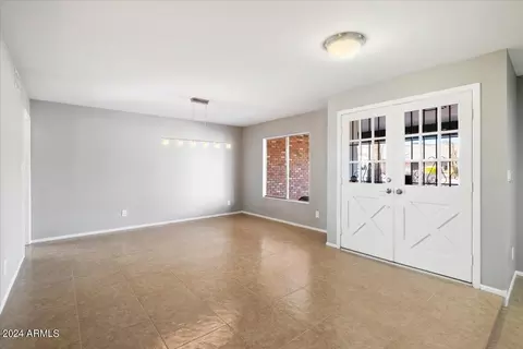 4434 E Coconino St, Phoenix, AZ 85044 photo 5