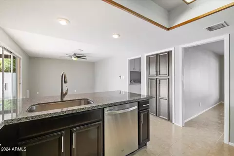 4434 E Coconino St, Phoenix, AZ 85044 photo 10