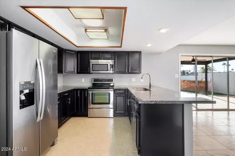 4434 E Coconino St, Phoenix, AZ 85044 photo 9