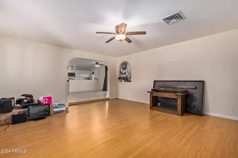 6110 N 24th Dr, Phoenix, AZ 85015 photo 9