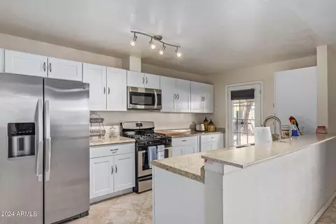 6110 N 24th Dr, Phoenix, AZ 85015 photo 10