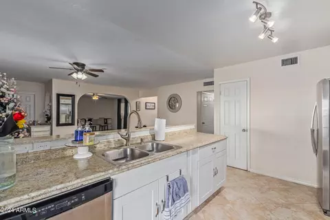 6110 N 24th Dr, Phoenix, AZ 85015 photo 12