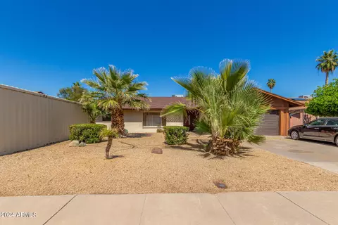 3542 W Acapulco Ln, Phoenix, AZ 85053