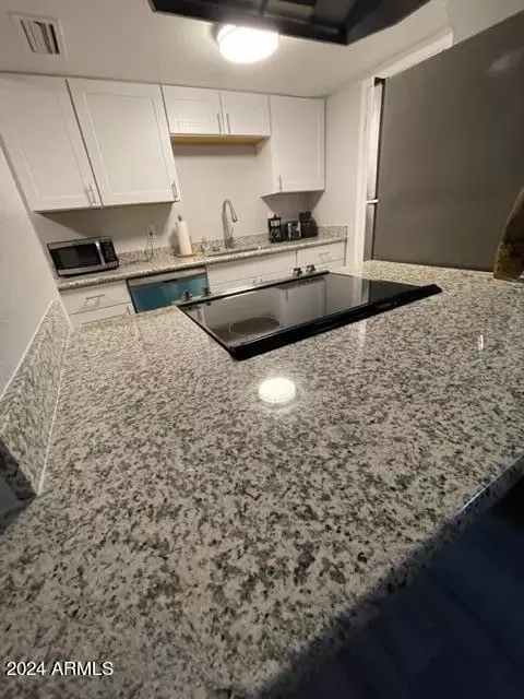 8218 N 34th Ave, Phoenix, AZ 85051