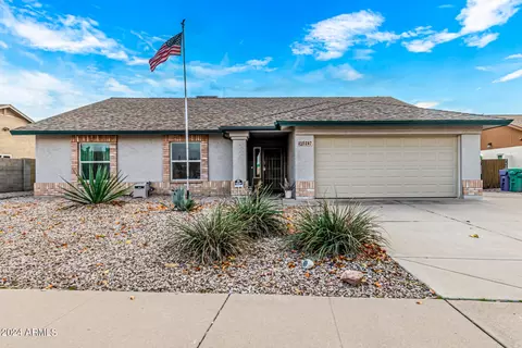 5247 Emelita Ave, Mesa, AZ 85206