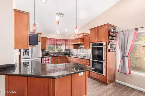 5247 Emelita Ave, Mesa, AZ 85206 photo 8