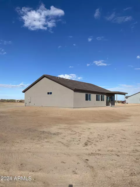 29131 N 254th Ave, Wittmann, AZ 85361 photo 3