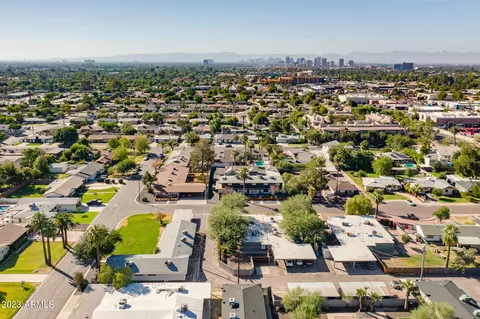 907 E Claremont St, Phoenix, AZ 85014 photo 6