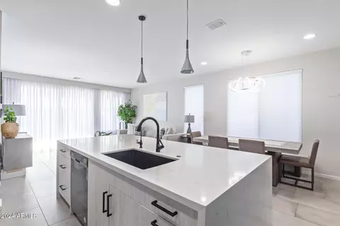 3151 E Tina Dr, Phoenix, AZ 85050 photo 19