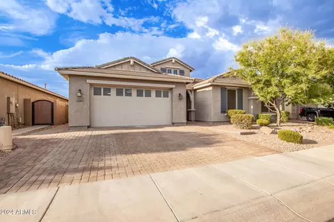 3740 E Blue Spruce Ln, Gilbert, AZ 85298 photo 5