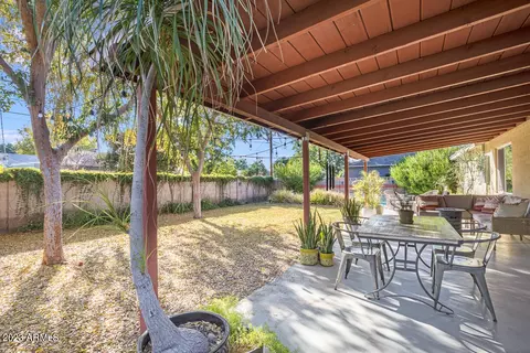 923 E Berridge Ln, Phoenix, AZ 85014 photo 24