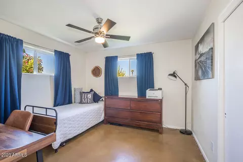 923 E Berridge Ln, Phoenix, AZ 85014 photo 12