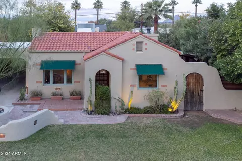 1548 E Cheery Lynn Rd, Phoenix, AZ 85014