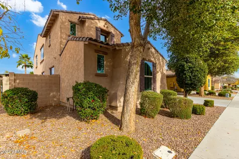 1434 E Canary Dr, Gilbert, AZ 85297 photo 3