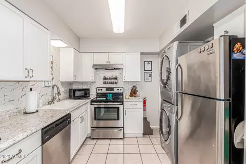 1129 E Vaughn St #A, Tempe, AZ 85283 photo 15